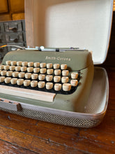 Load image into Gallery viewer, Corona Typewriter in Case
