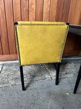 Load image into Gallery viewer, Classy Card Table and Chairs