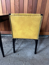 Load image into Gallery viewer, Classy Card Table and Chairs