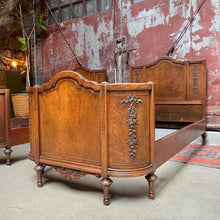 Load image into Gallery viewer, Ornate Antique Twin Frame Set (2)