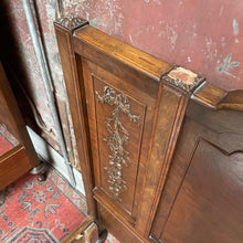 Load image into Gallery viewer, Ornate Antique Twin Frame Set (2)