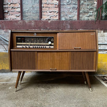 Load image into Gallery viewer, Lion Stereo / Record Console