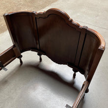 Load image into Gallery viewer, Ornate Antique Twin Frame Set (2)