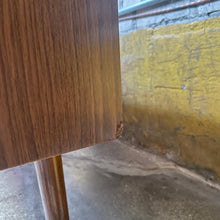 Load image into Gallery viewer, Lion Stereo / Record Console