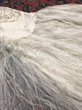 Load image into Gallery viewer, '40s Wedding Gown