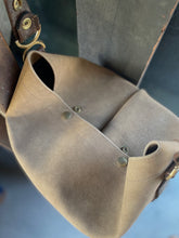 Load image into Gallery viewer, Town & Country Cooler Bag