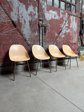 Load image into Gallery viewer, Shamrock Plastics Shell Chair Set (4)
