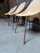 Load image into Gallery viewer, Shamrock Plastics Shell Chair Set (4)
