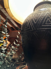 Load image into Gallery viewer, Bucchero Style Ceramic Lamp
