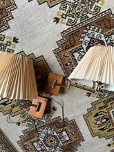 Load image into Gallery viewer, Accordion Sconce Set (2)
