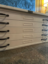 Load image into Gallery viewer, Hamilton Economy Flat File
