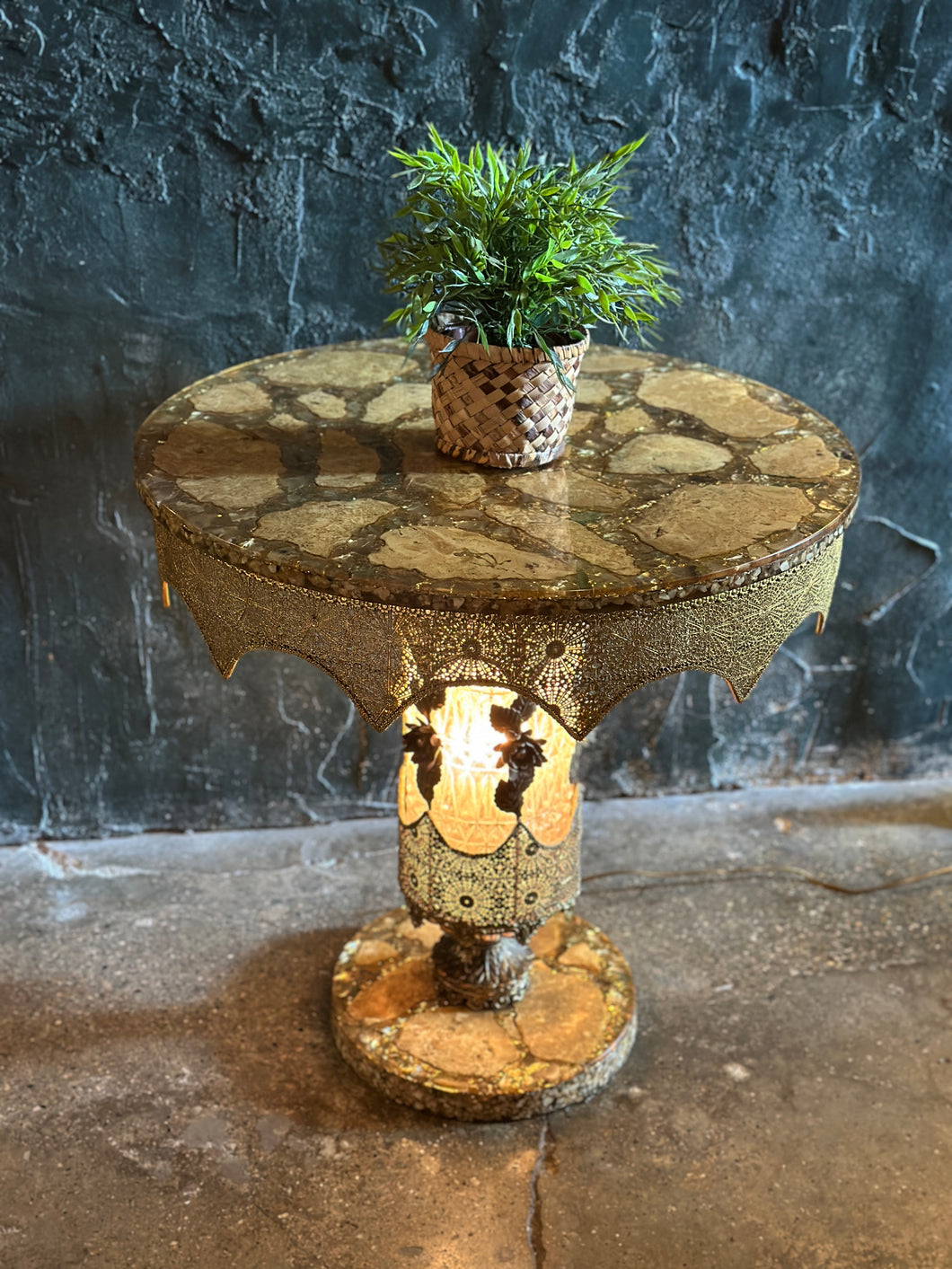 Light-Up Hollywood Regency Abalone Side Table