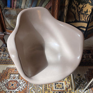 Taupe / Tan Fiberglass Shell Chair Set (2)