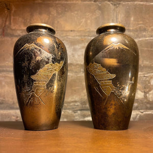 Mini Oriental Vase Set (2)