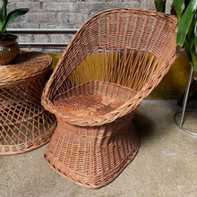 Load image into Gallery viewer, Wicker Buckets and Table Set (3)
