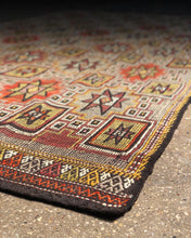 Load image into Gallery viewer, Large Geometric Kilim Rug
