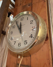 Load image into Gallery viewer, General Electric Plug-in Wall Clock
