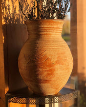 Load image into Gallery viewer, Textured Pottery / Vase
