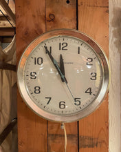 Load image into Gallery viewer, General Electric Plug-in Wall Clock
