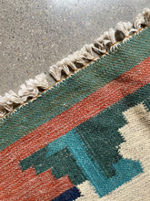 Load image into Gallery viewer, Kilim Area Rug
