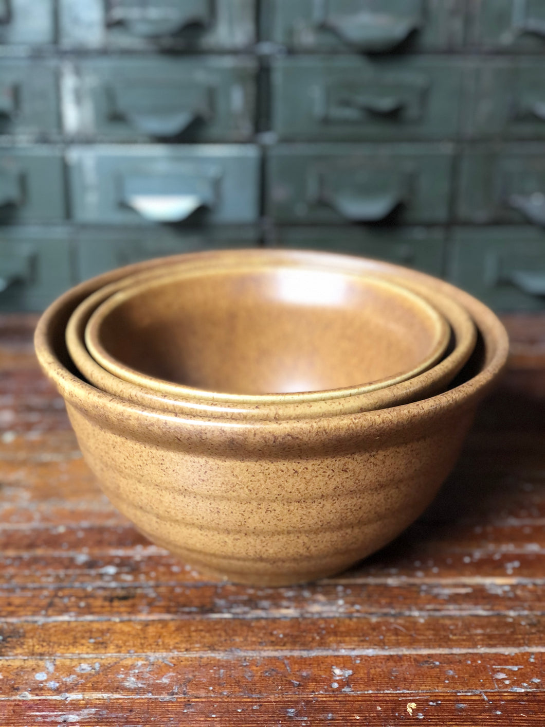 Monmouth Pottery Mixing Bowl Set (3)