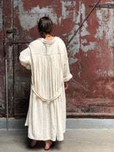 Load image into Gallery viewer, Gauzy Cotton Robe Set (2)
