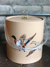 Load image into Gallery viewer, Duck Ice Bucket
