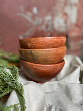 Load image into Gallery viewer, Clay Bowl Set (3)
