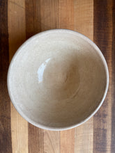 Load image into Gallery viewer, Primitive Bowl Set (2)
