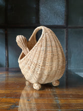 Load image into Gallery viewer, Duck Basket
